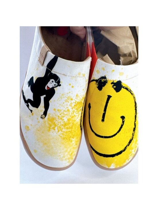 UIN Smile Always Canvas Slip-On Shoes Smiley Face Men’s Size 10 main image 11